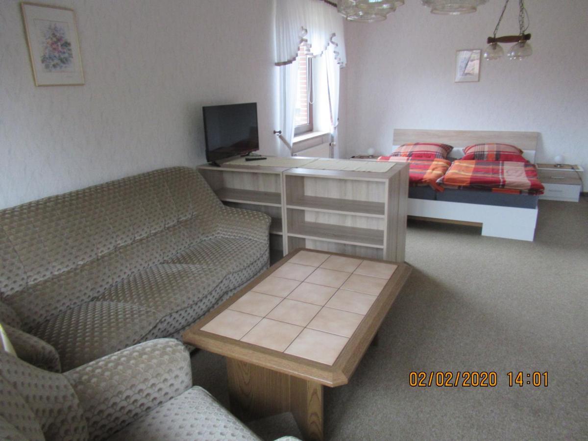 Ferienwohnung "Romaker" Jeersdorf Exterior foto